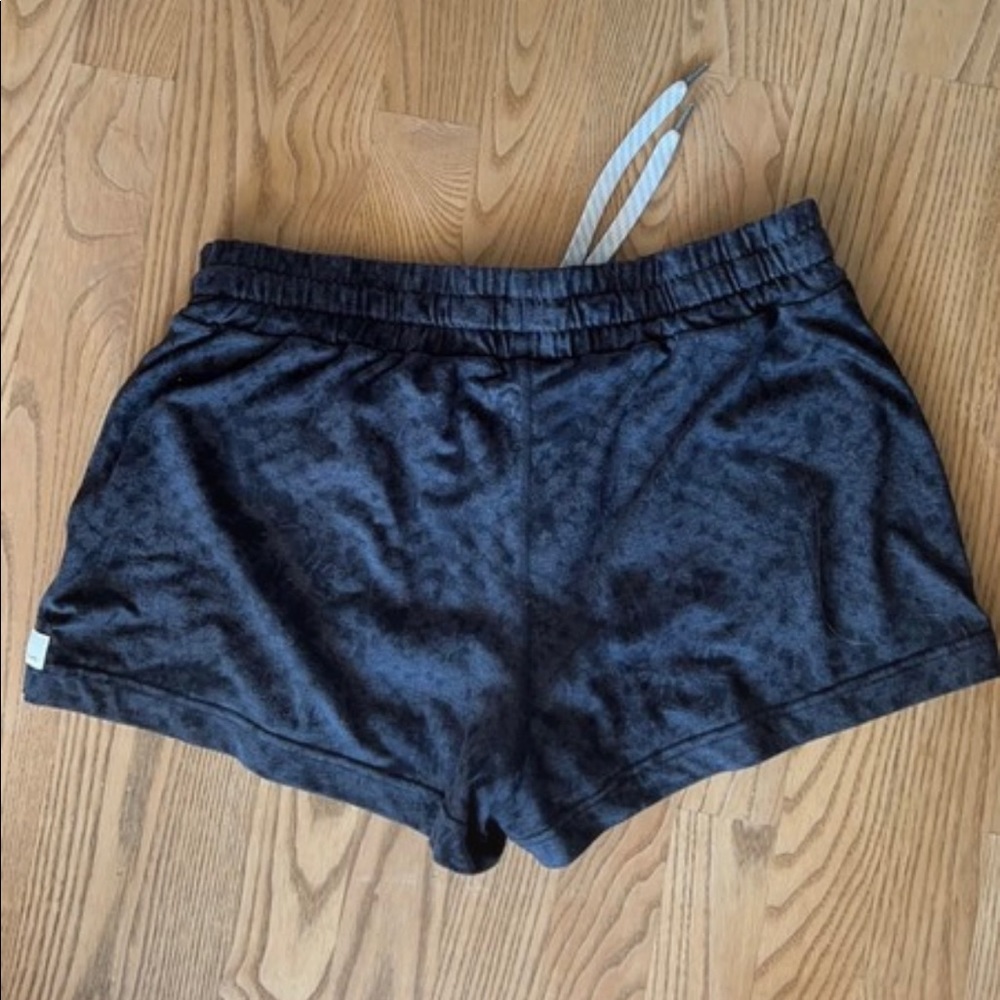 Vuori Halo shorts